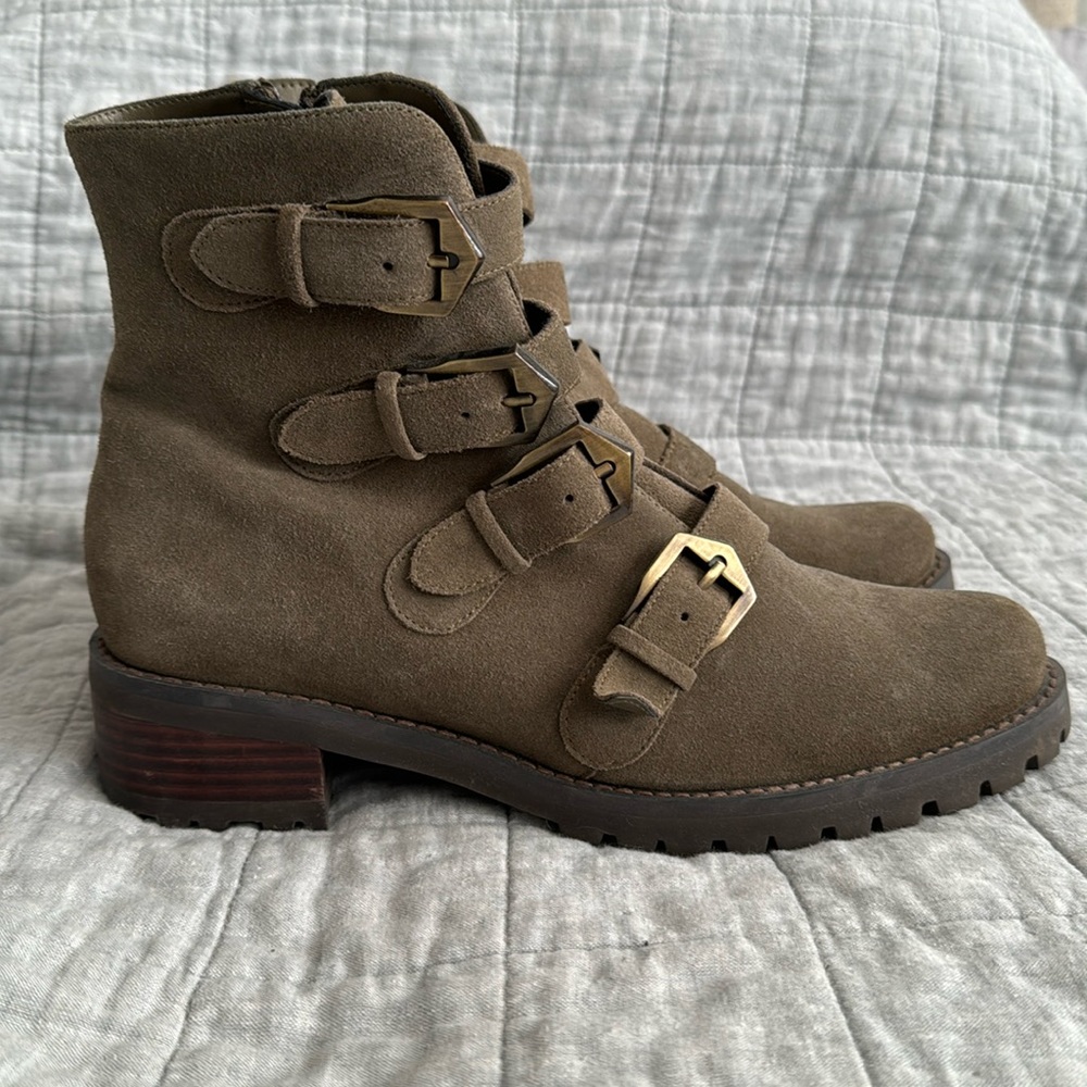 Blondo waterproof boots. Olive green suede. Size  9.5